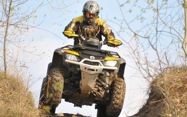 2011 Can-Am Outlander 800R X-XC Review : Long Term