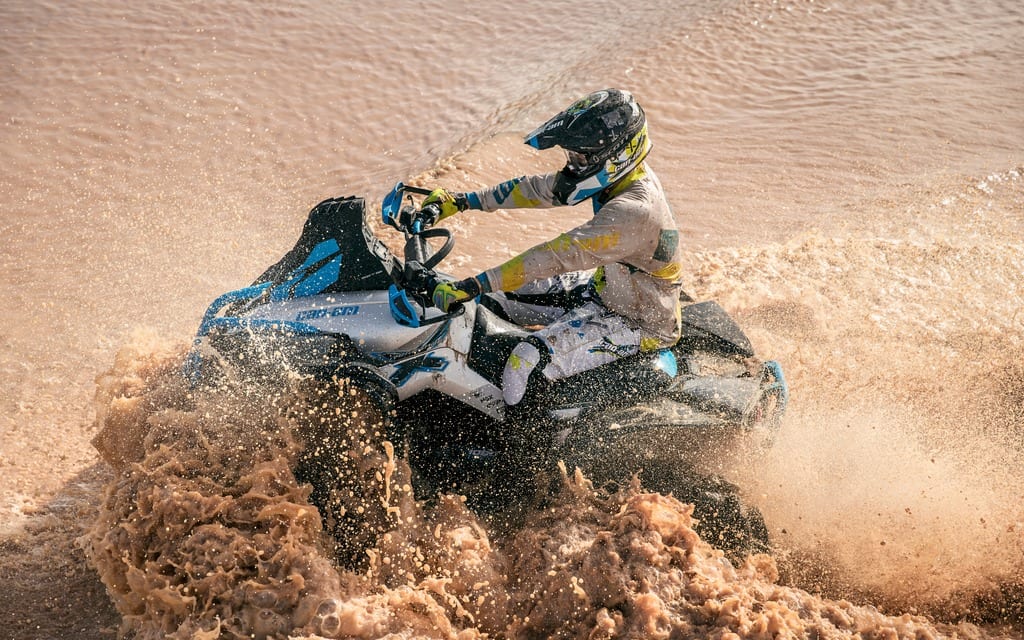 2016 Can-Am Renegade 1000R X mr First look