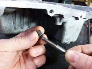 How to repair damaged threads