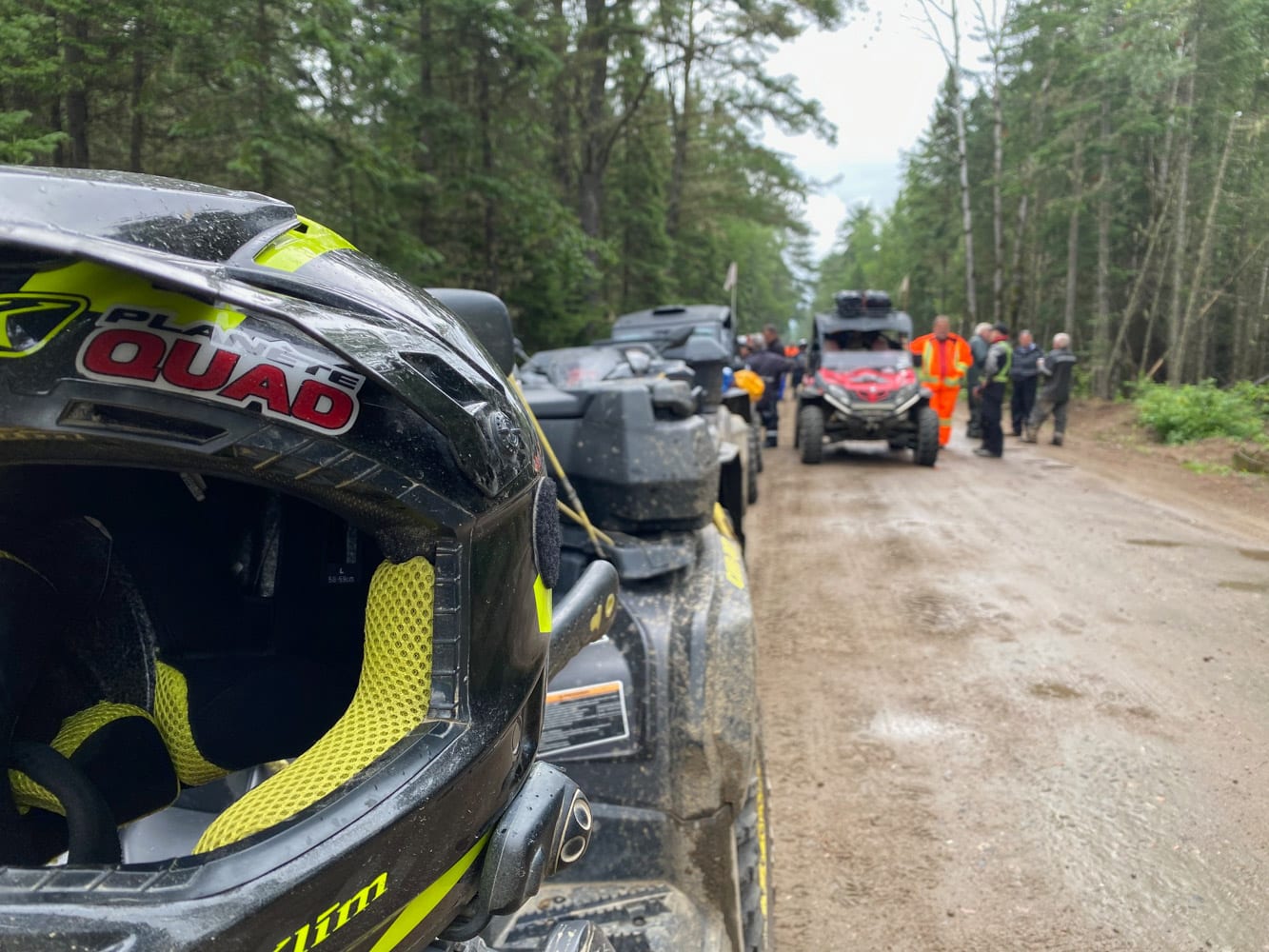 Quad-biking-at-the-Némiskau-outfitter