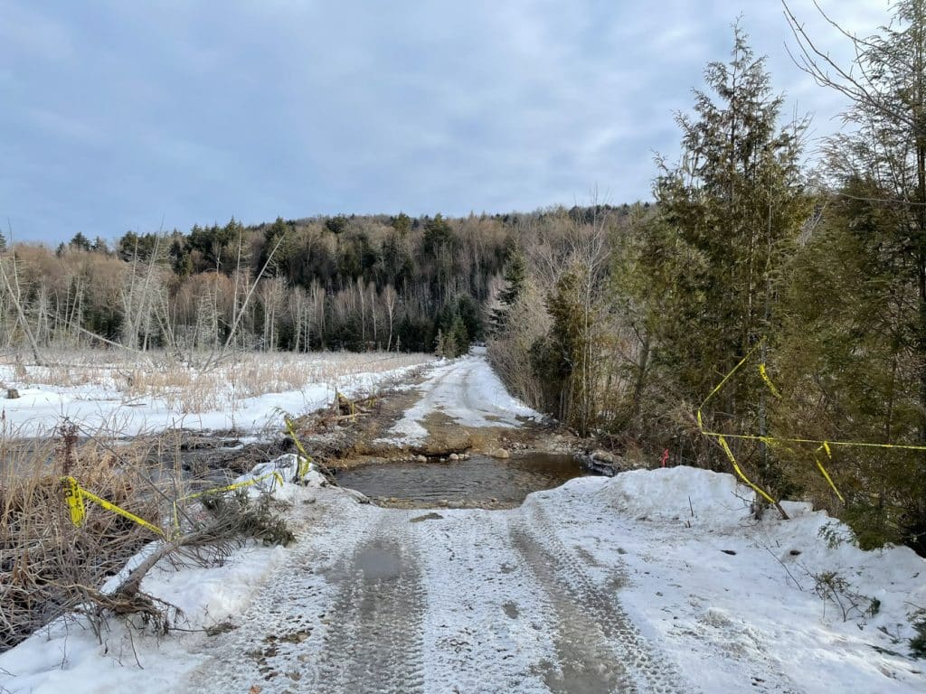 Winter ATV riding in the Upper Laurentians 