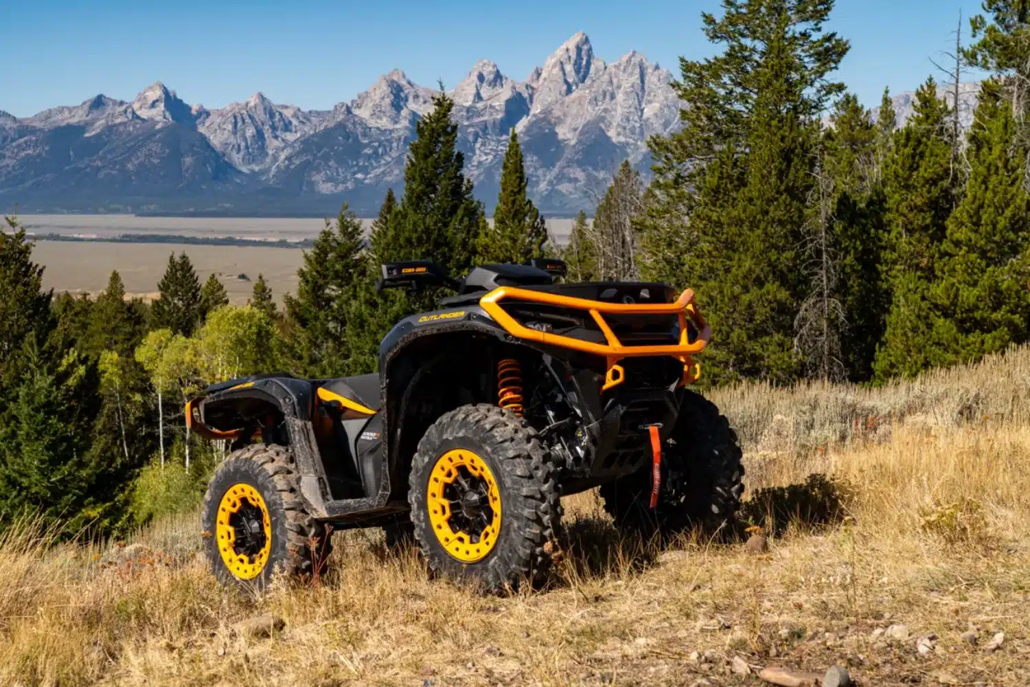 The Smart-Shox package is available as an option on the Outlander XT-P 1000R and comes standard on the Limited.