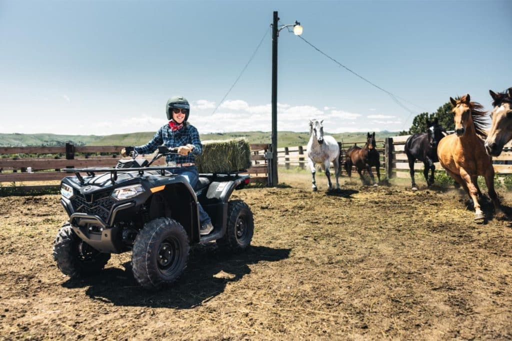 2025 cfmoto cforce 400 , cforce 400 touring et cforce 500