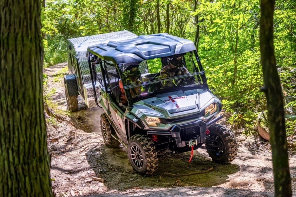 2025 honda pioneer 1000 eps et 1000-5 eps dlx, dlx trail edition, dlx forest edition