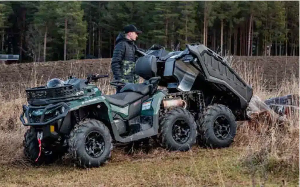 2025 Can-Am Outlander 6 x 6